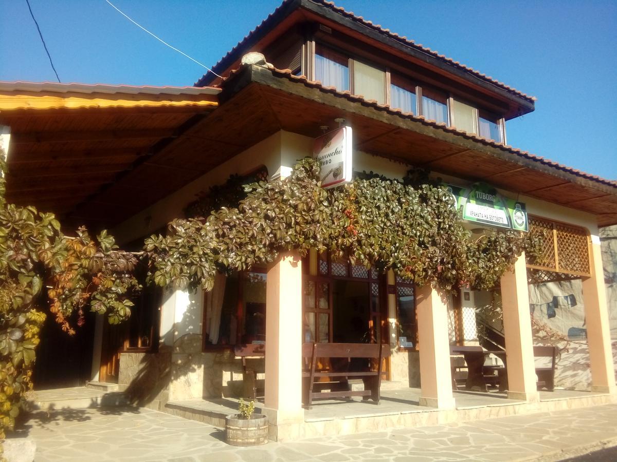 Guest House Ambrozia Kotel Exterior photo